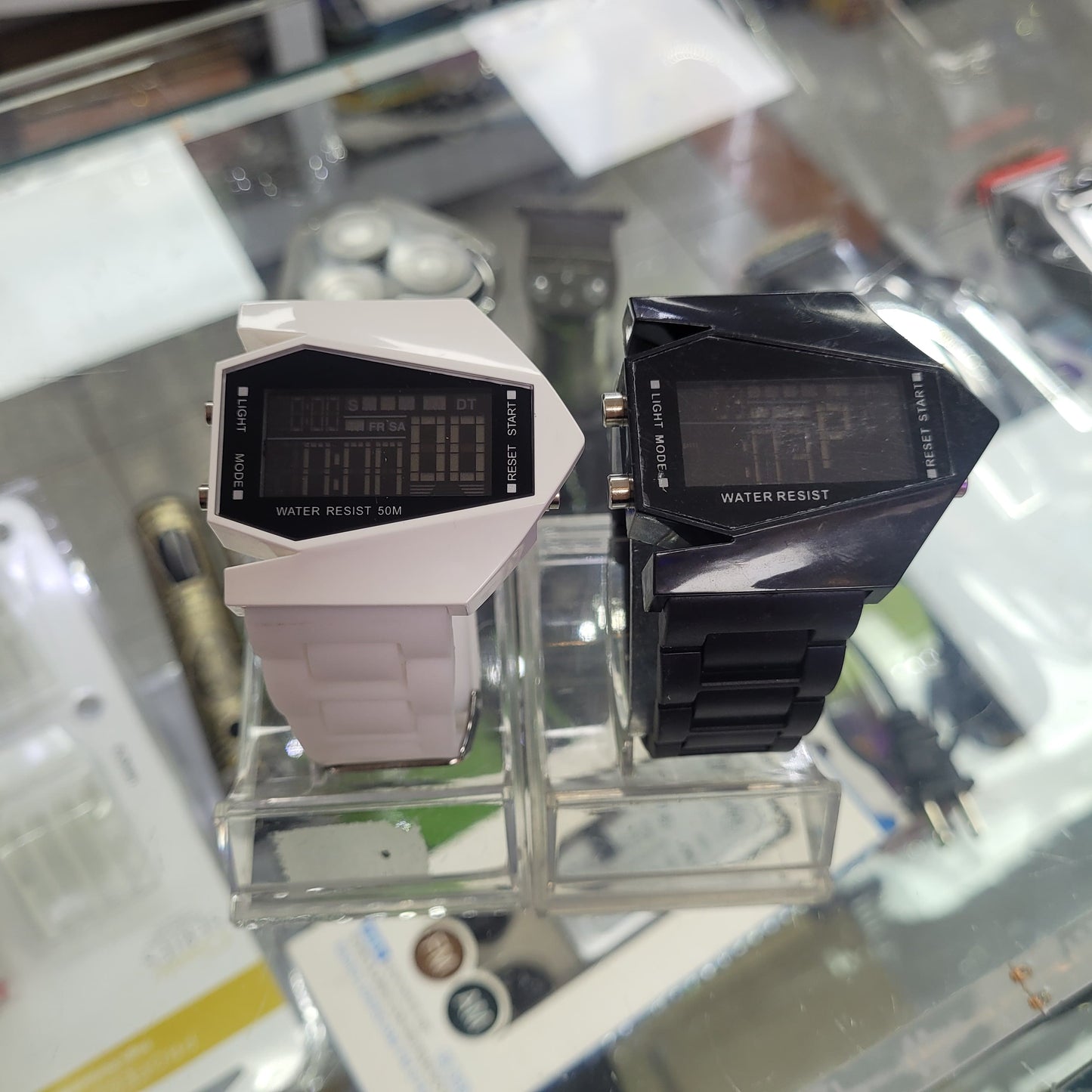 RELOJES DIGITALES