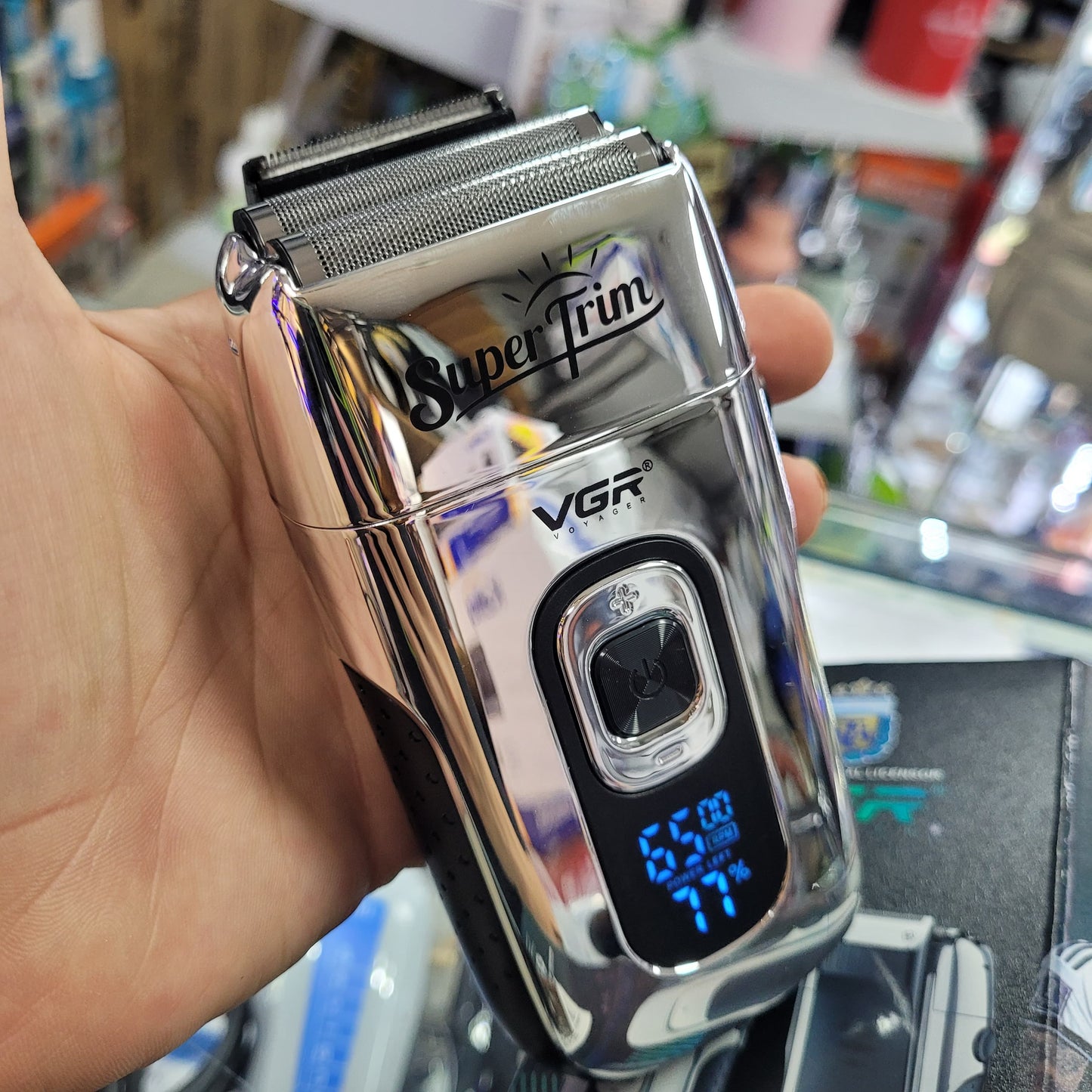 AFEITADORA SHAVER VGR CON PANTALLA