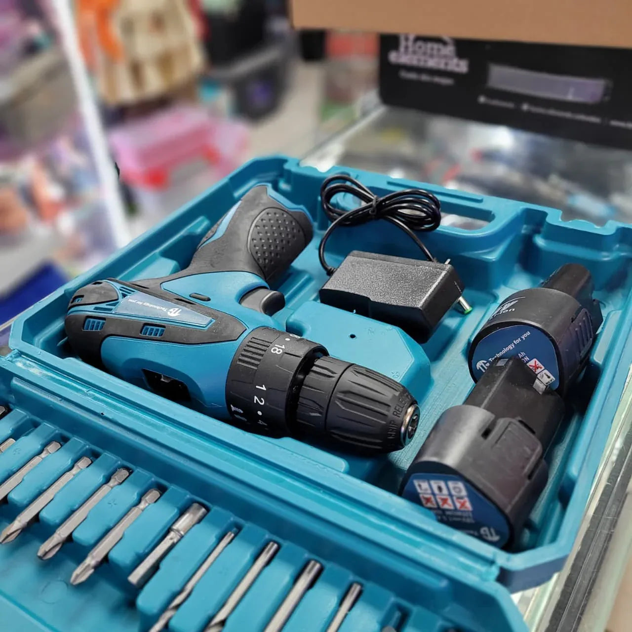 Taladro Piezas +2 Baterias TG