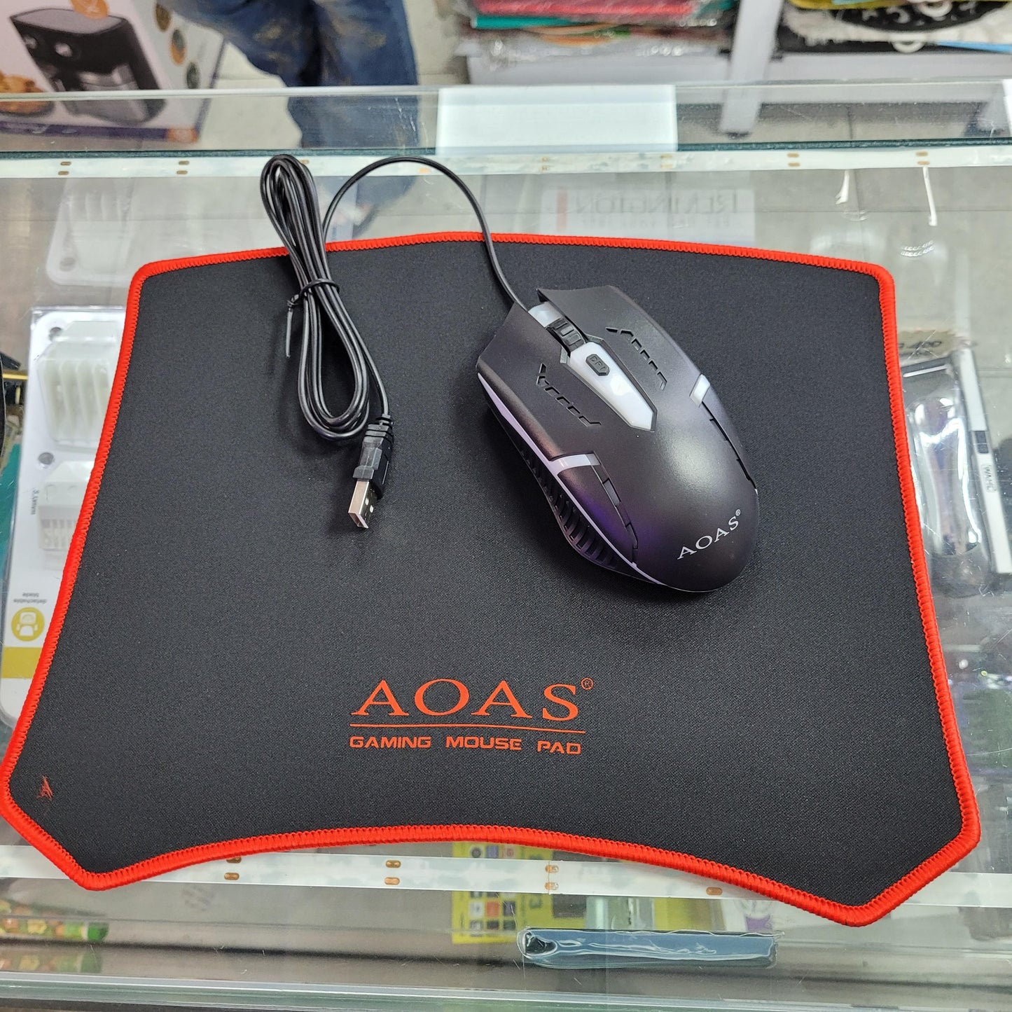 TECLADO + DIADEMA + MOUSE + PAD MOUSE
