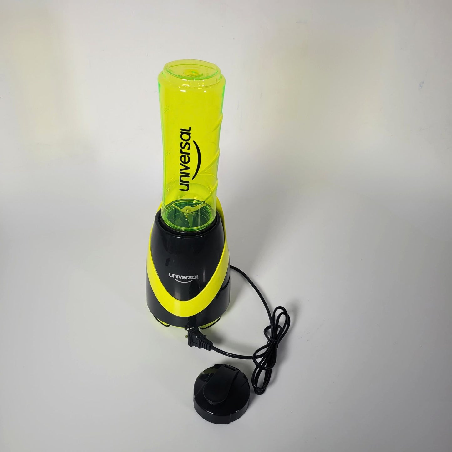 LICUADORA UNIVERSAL DEPORTIVA