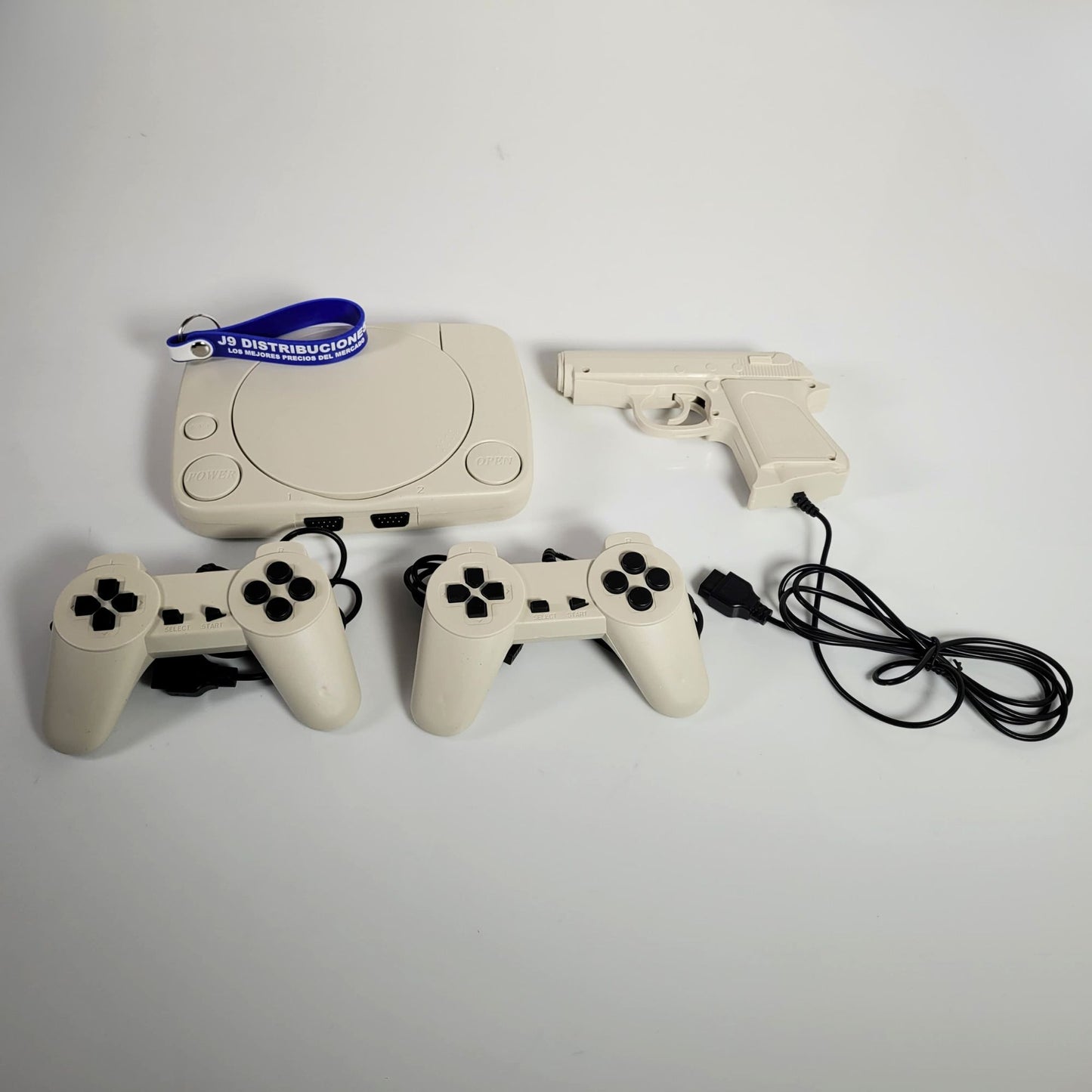 CONSOLA DE VIDEOJUEGOS 2 CONTROLES CON PISTOLA