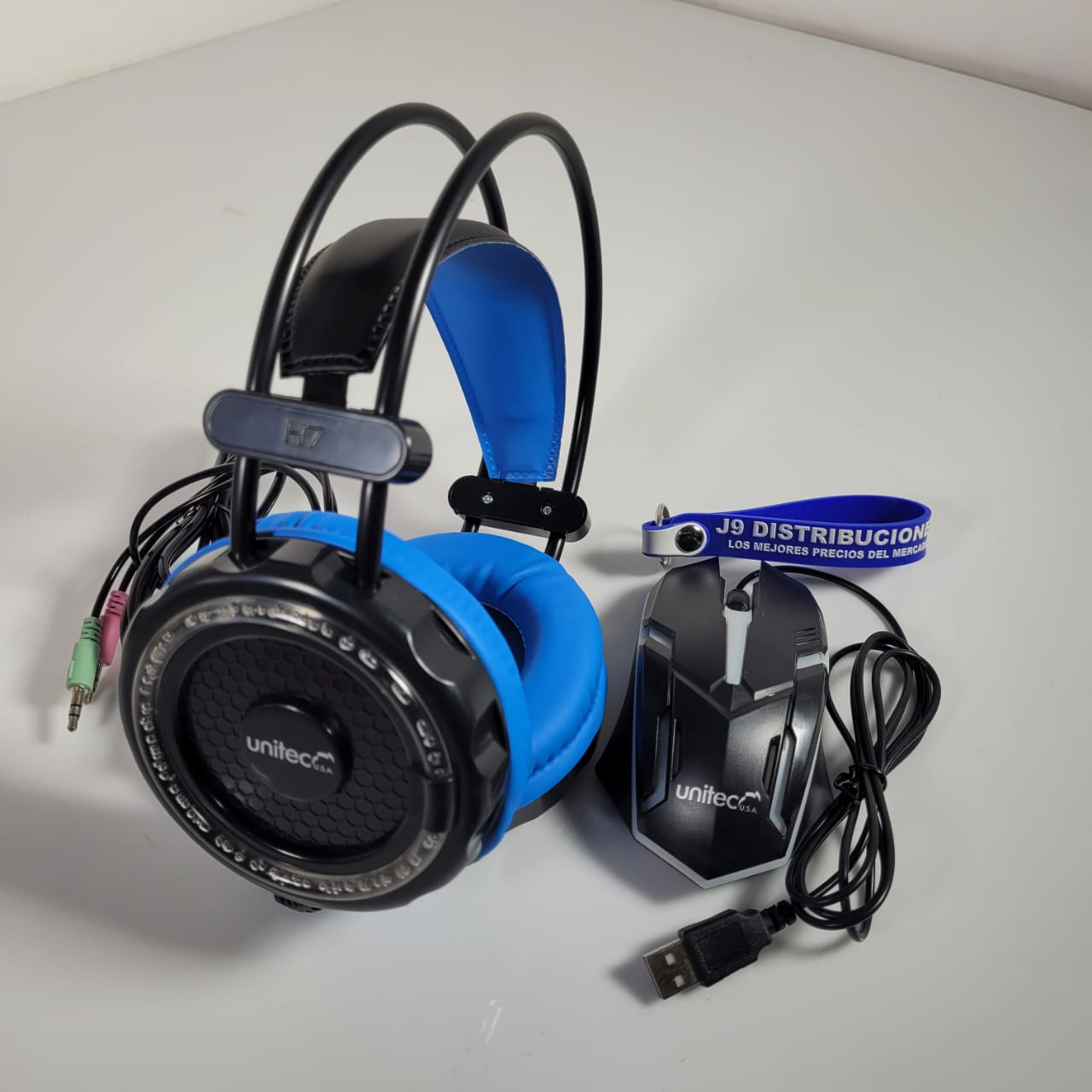 COMBO UNITEC GAMER 4 EN 1 KM18