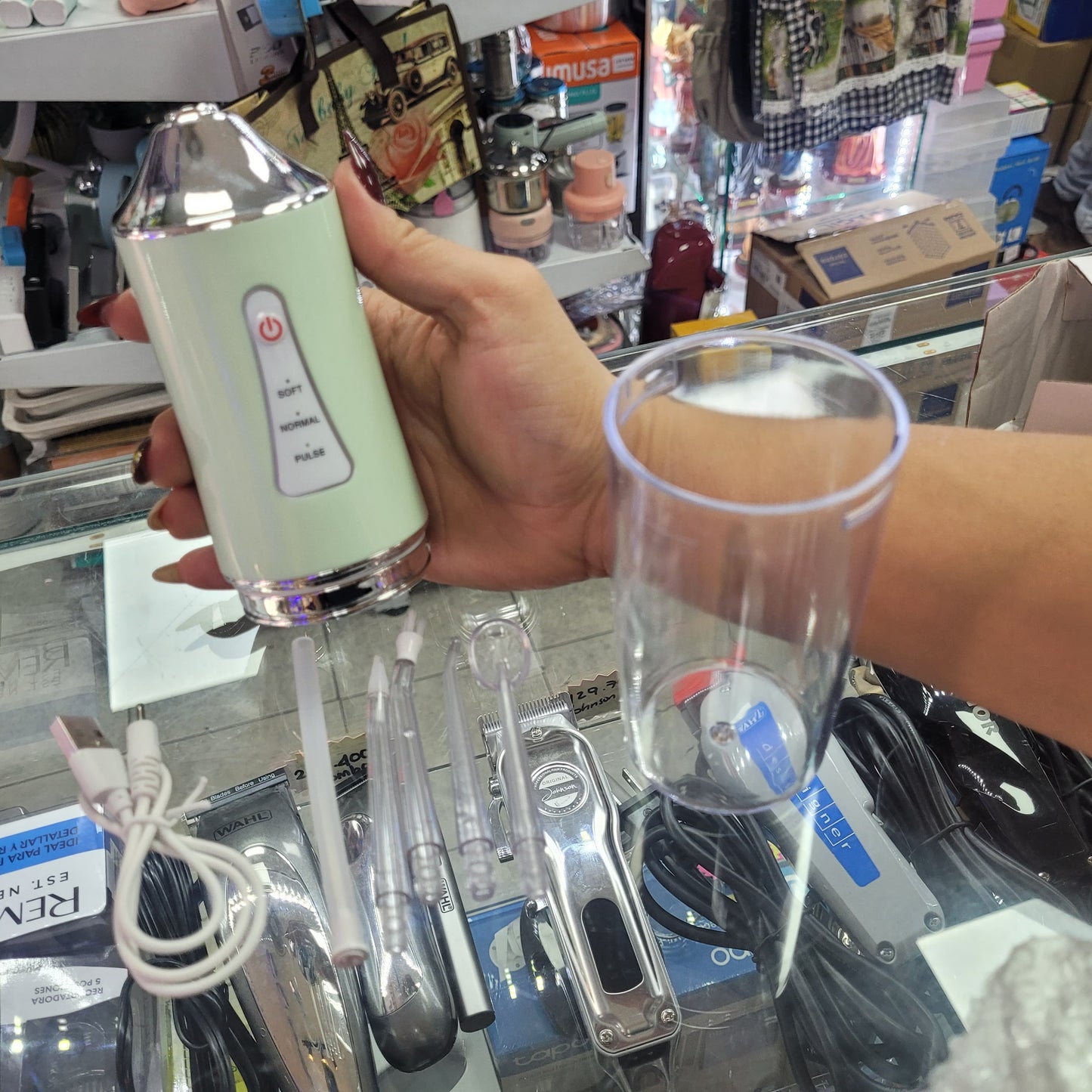 IRRIGADOR BUCAL RECARGABLE