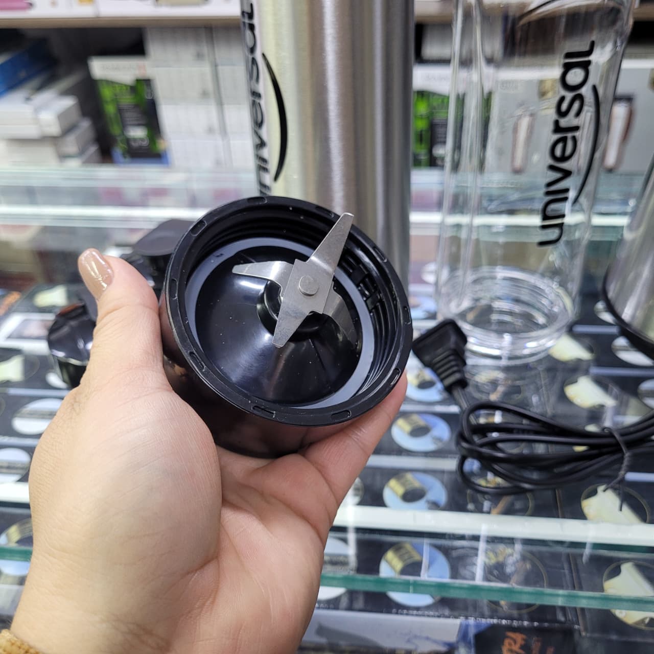 Licuadora Deportiva Universal - Vaso Acero