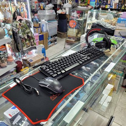TECLADO + DIADEMA + MOUSE + PAD MOUSE