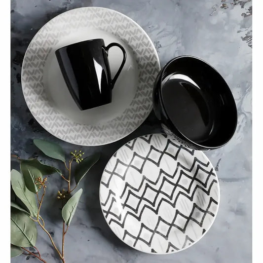 Vajilla Corona Dinka