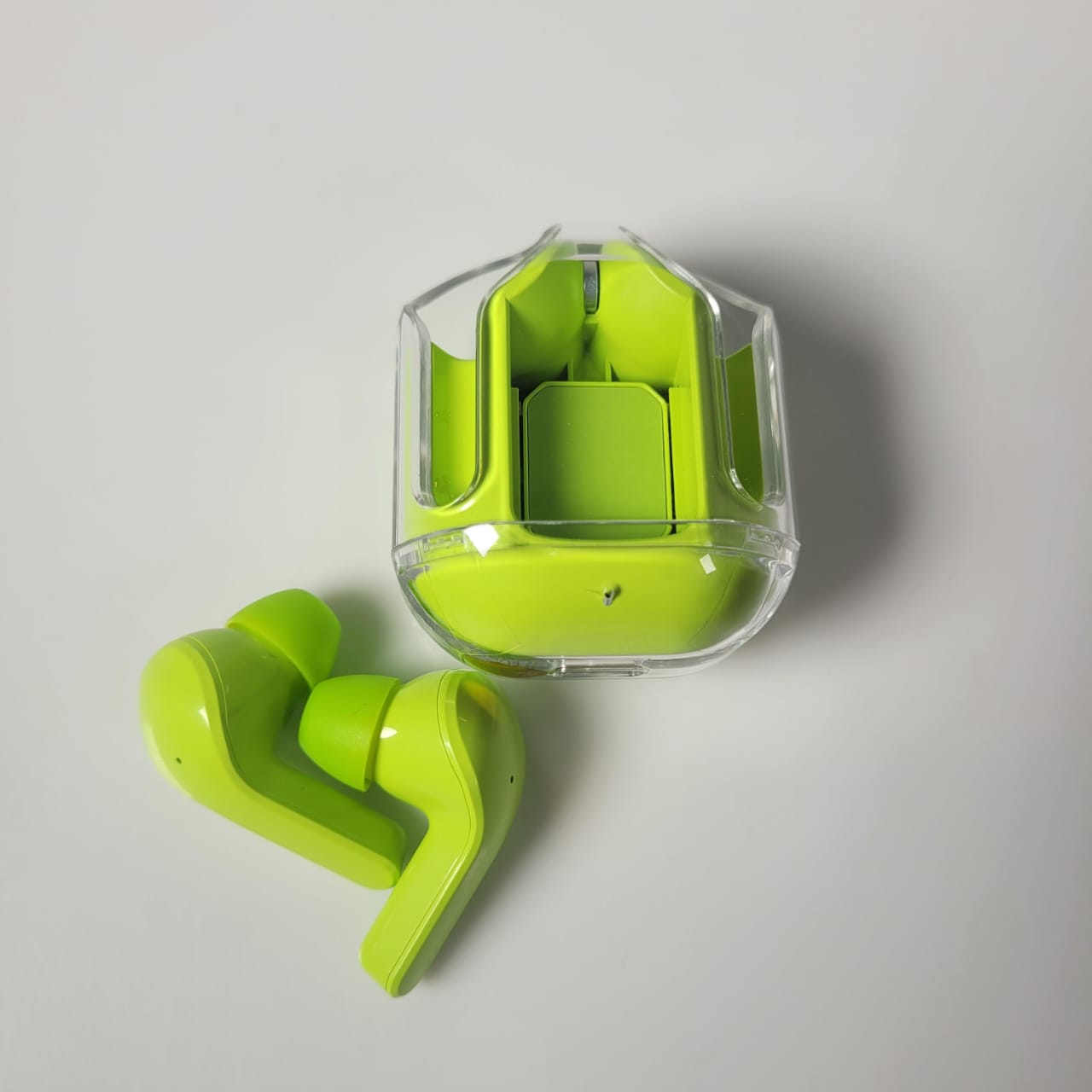 AURICULARES C06