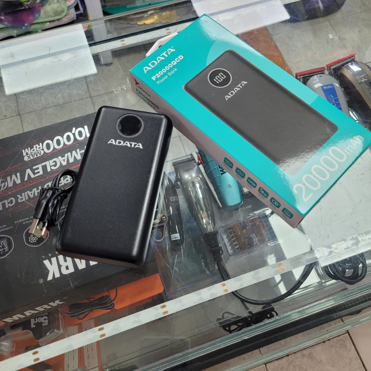 Power Bank Adata 20.000 Mah Con Pantalla