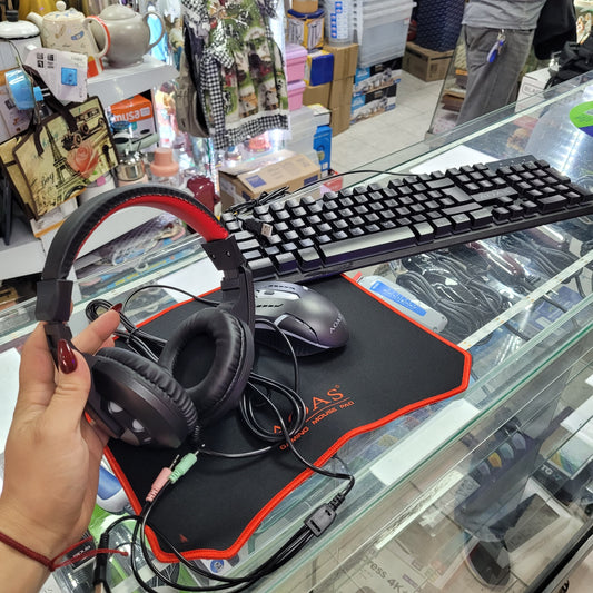 TECLADO + DIADEMA + MOUSE + PAD MOUSE