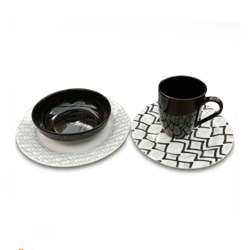 Vajilla Corona Dinka