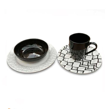 Vajilla Corona Dinka